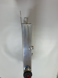 радиатор алюминиевый Toyota Land Cruiser 100 1FZFE/1HZ 98+ 40mm AT AJS УЦЕНКА (Вариант 1)