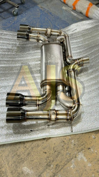 Бочка выхлопная Magnaflow style 4 выхода по 76мм длина 455мм