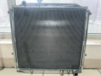 Радиатор алюминиевый Toyota Prado90, Surf185 1kz 96-02 40mm AT AJS УЦЕНКА