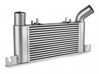 Интеркулер Mitsubishi Pajero 3.2L 06-15