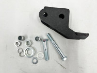 Suzuki Jimny JB74 кронштейн передней тяги панара нижний