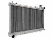 Радиатор алюминиевый Subaru Forester SF5 атмо 26мм AT AJS (черный)