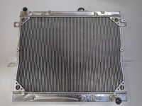 радиатор алюминиевый Toyota Land Cruiser 100 2UZ 40mm AT AJS УЦЕНКА